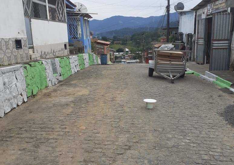 Camacã: Rua São João recebe a equipe do Projeto Cidade Limpa é Mais Bonita
